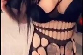 انطونيو سليمان مع ريم المكاحيل – سكس شيميل فيديو